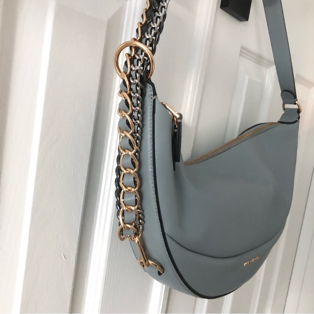 ๐๐ป๐ Marc Jacobs moon shape leather bag - Picture 7 of 9